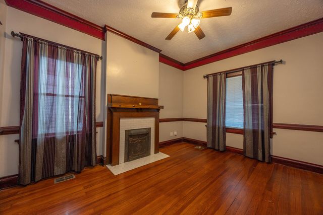 1515 Main Street, Paris, KY 40361