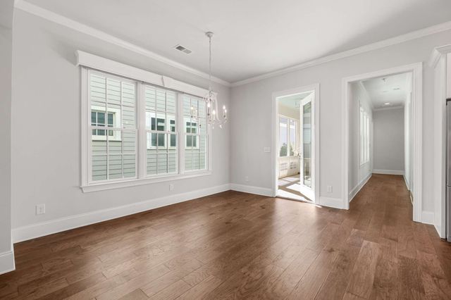 917 Dauphine St, Nashville, TN 37221