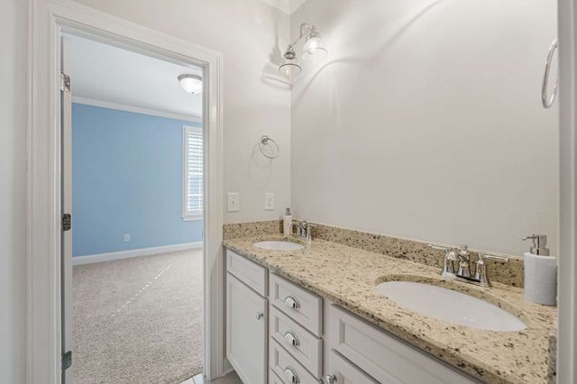 917 Dauphine St, Nashville, TN 37221