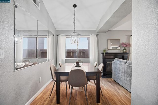 232 Case Dr, Pittsburg, CA 94565