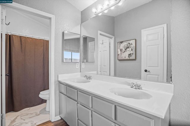 232 Case Dr, Pittsburg, CA 94565