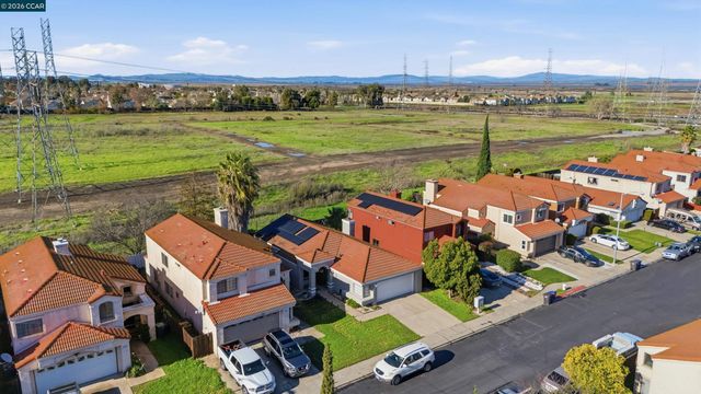 232 Case Dr, Pittsburg, CA 94565