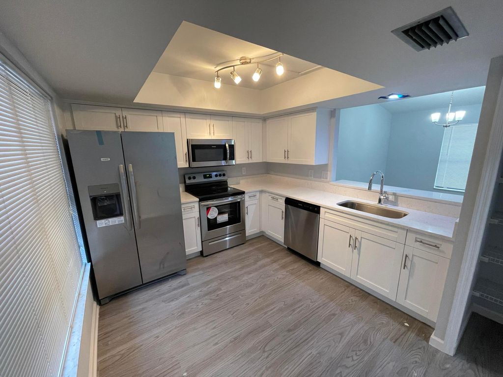 4108 NW 1st Street, Deerfield Beach, FL 33442