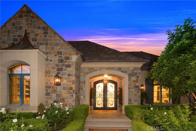 935 W Foothill Boulevard, Arcadia, CA 91006