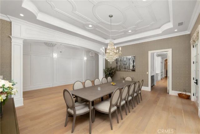 935 W Foothill Boulevard, Arcadia, CA 91006