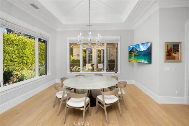 935 W Foothill Boulevard, Arcadia, CA 91006