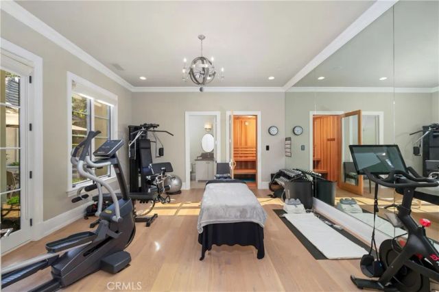 935 W Foothill Boulevard, Arcadia, CA 91006