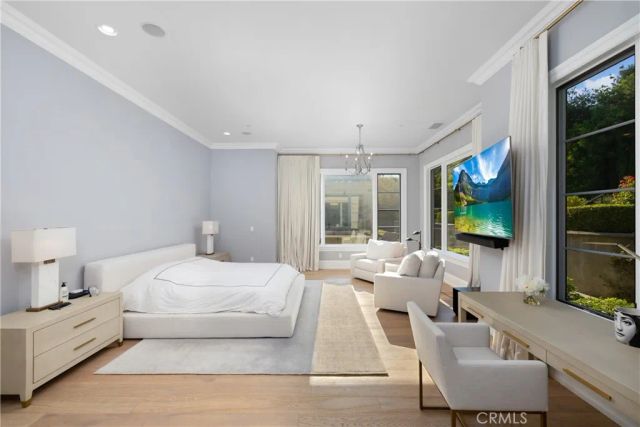 935 W Foothill Boulevard, Arcadia, CA 91006