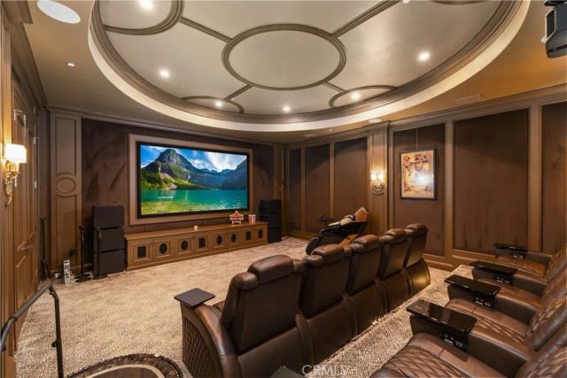 935 W Foothill Boulevard, Arcadia, CA 91006