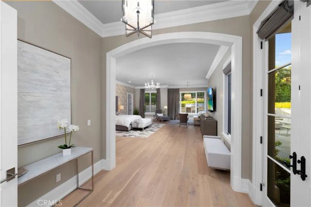 935 W Foothill Boulevard, Arcadia, CA 91006