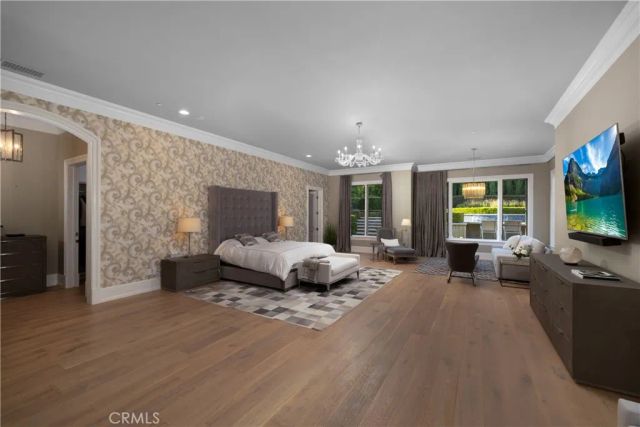 935 W Foothill Boulevard, Arcadia, CA 91006