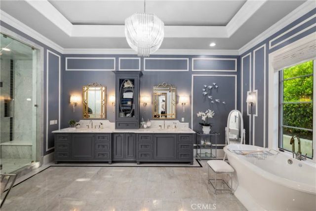 935 W Foothill Boulevard, Arcadia, CA 91006