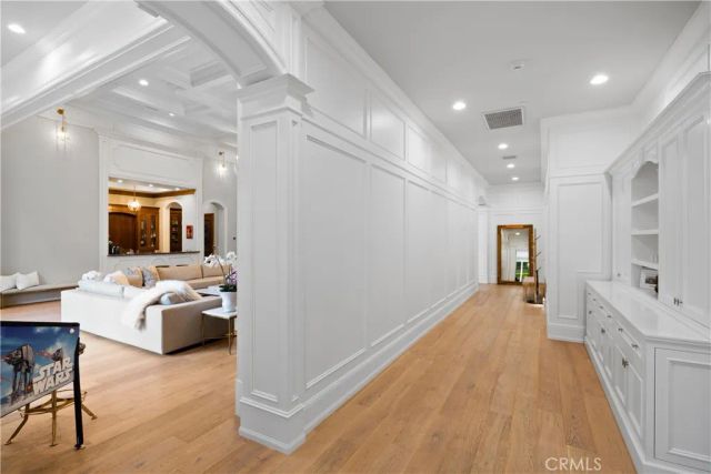 935 W Foothill Boulevard, Arcadia, CA 91006