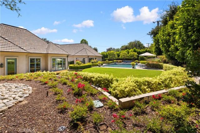 935 W Foothill Boulevard, Arcadia, CA 91006