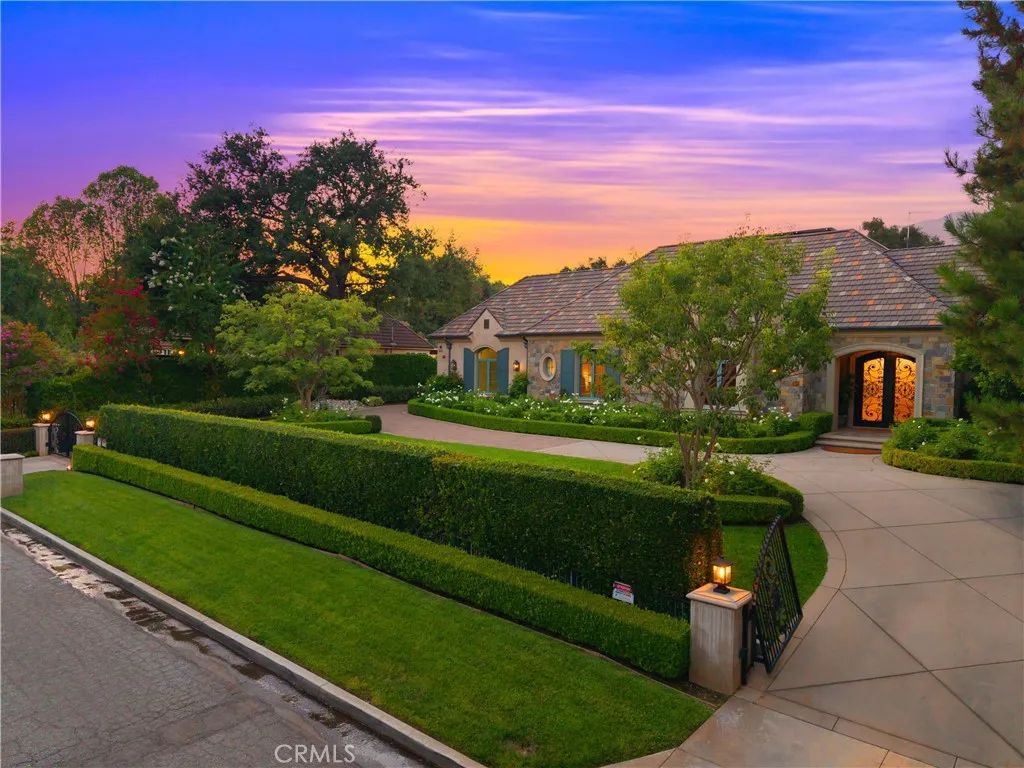 935 W Foothill Boulevard, Arcadia, CA 91006