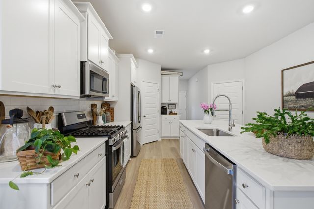 1022 Grace Field Avenue, Summerville, SC 29485