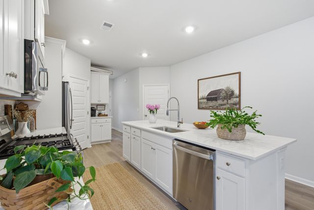1022 Grace Field Avenue, Summerville, SC 29485
