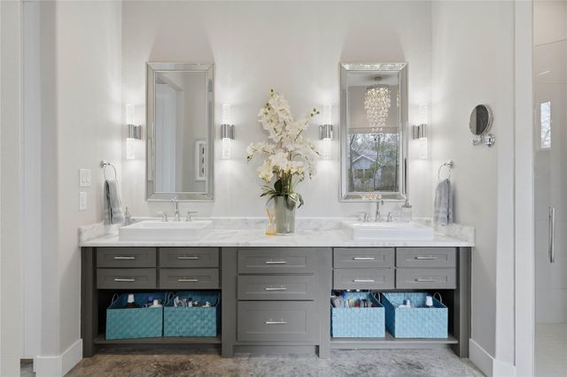 318 Little Dove, Livingston, TX 77351