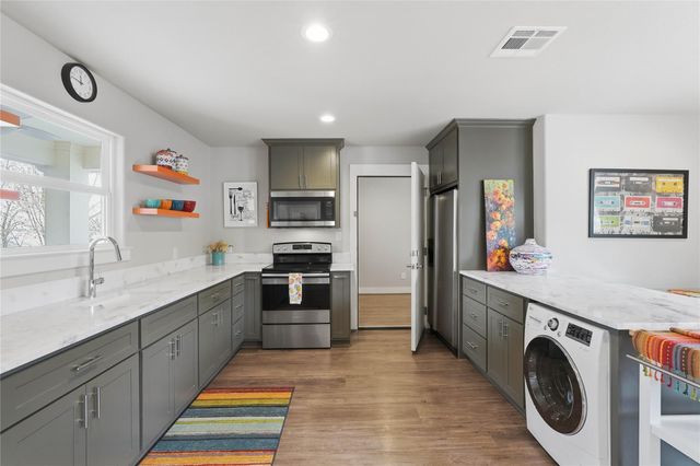 318 Little Dove, Livingston, TX 77351