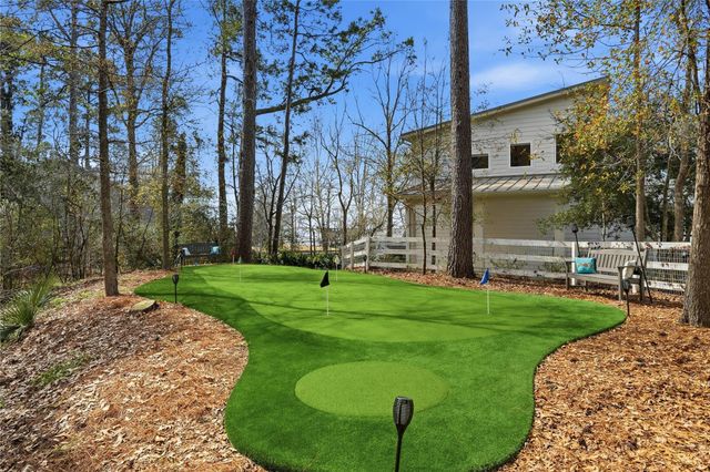 318 Little Dove, Livingston, TX 77351