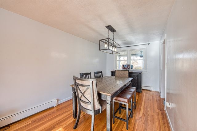 102 Alandale Ave, Brockton, MA 02301