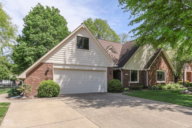275 Adrienne Drive, Greenwood, IN 46142