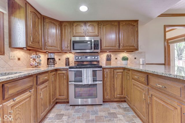 275 Adrienne Drive, Greenwood, IN 46142