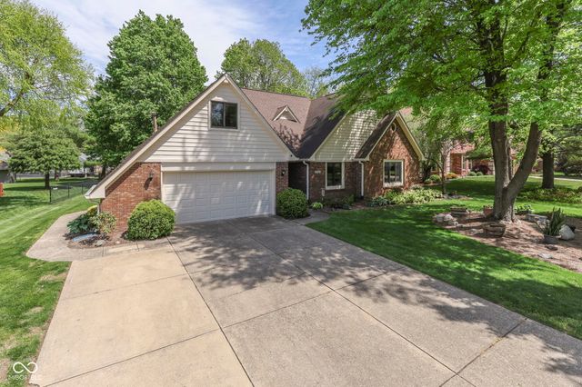 275 Adrienne Drive, Greenwood, IN 46142