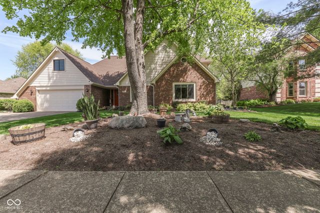 275 Adrienne Drive, Greenwood, IN 46142