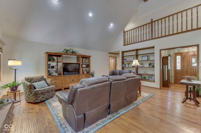 275 Adrienne Drive, Greenwood, IN 46142