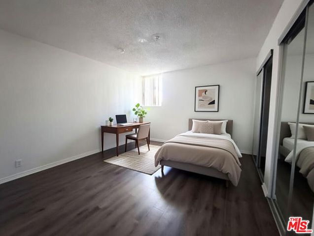 1208 W Adams Boulevard 1, Los Angeles, CA 90007