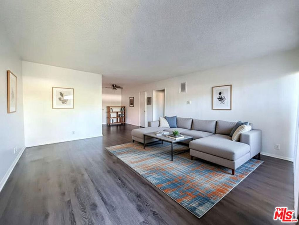 1208 W Adams Boulevard 1, Los Angeles, CA 90007