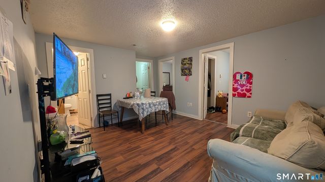 35 Lake Street, Norwich, CT 06360