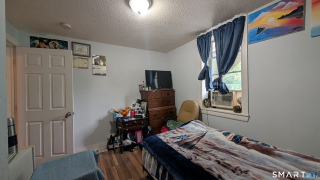 35 Lake Street, Norwich, CT 06360
