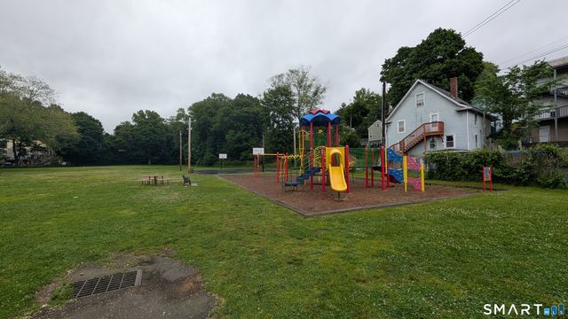 35 Lake Street, Norwich, CT 06360