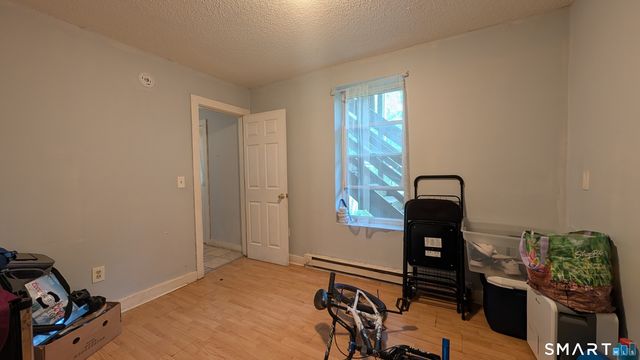 35 Lake Street, Norwich, CT 06360