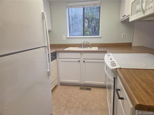 9487 W 89th Circle, Westminster, CO 80021