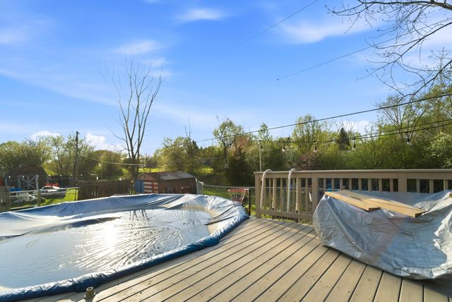 427 Nantucket Road, Valparaiso, IN 46385
