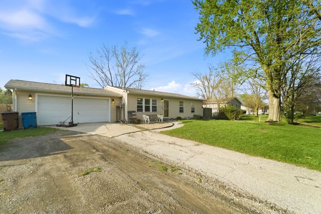 427 Nantucket Road, Valparaiso, IN 46385
