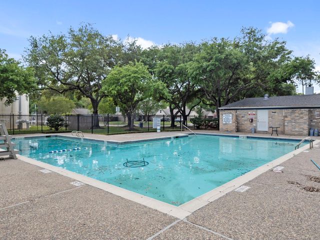 11302 Willow Field Drive, Cypress, TX 77429