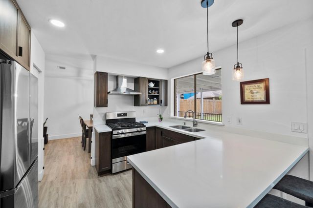 11302 Willow Field Drive, Cypress, TX 77429