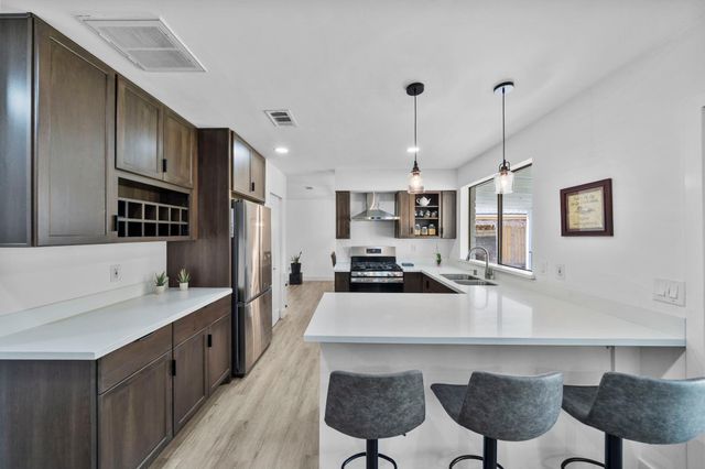 11302 Willow Field Drive, Cypress, TX 77429