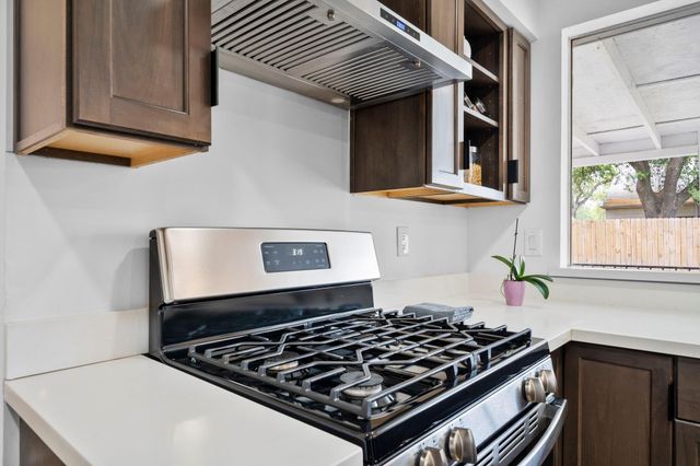 11302 Willow Field Drive, Cypress, TX 77429