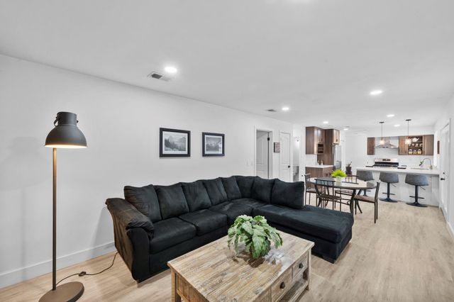 11302 Willow Field Drive, Cypress, TX 77429