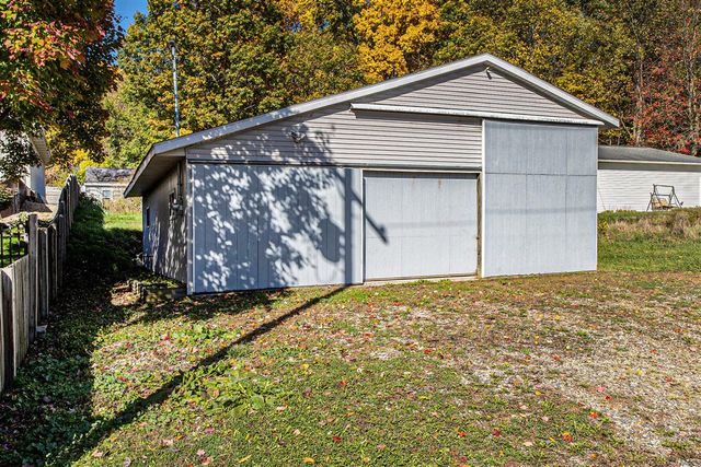 3411 W Shore Drive, Battle Creek, MI 49017