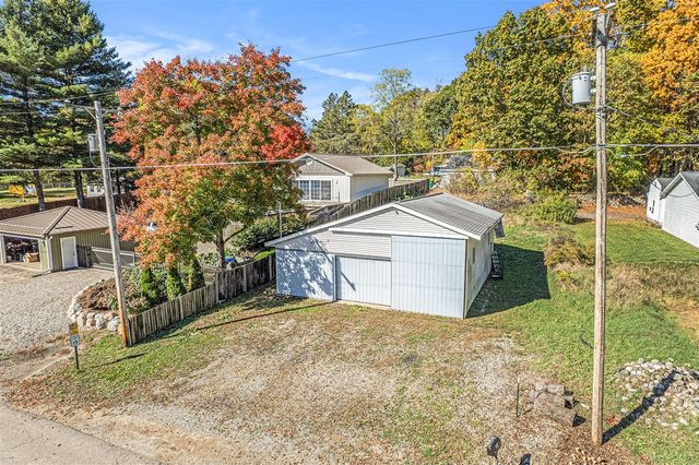 3411 W Shore Drive, Battle Creek, MI 49017