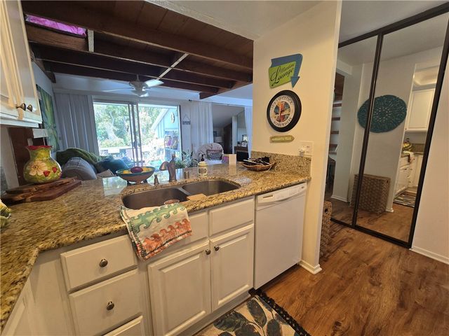 17082 Pacific Coast 205, Huntington Beach, CA 92649