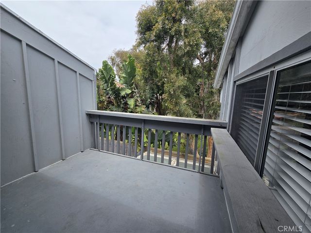 17082 Pacific Coast 205, Huntington Beach, CA 92649