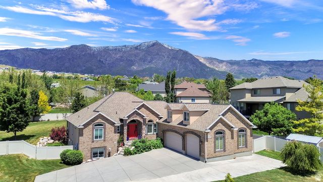 1348 W 3300 N, Pleasant View, UT 84414