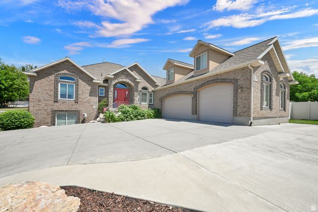 1348 W 3300 N, Pleasant View, UT 84414
